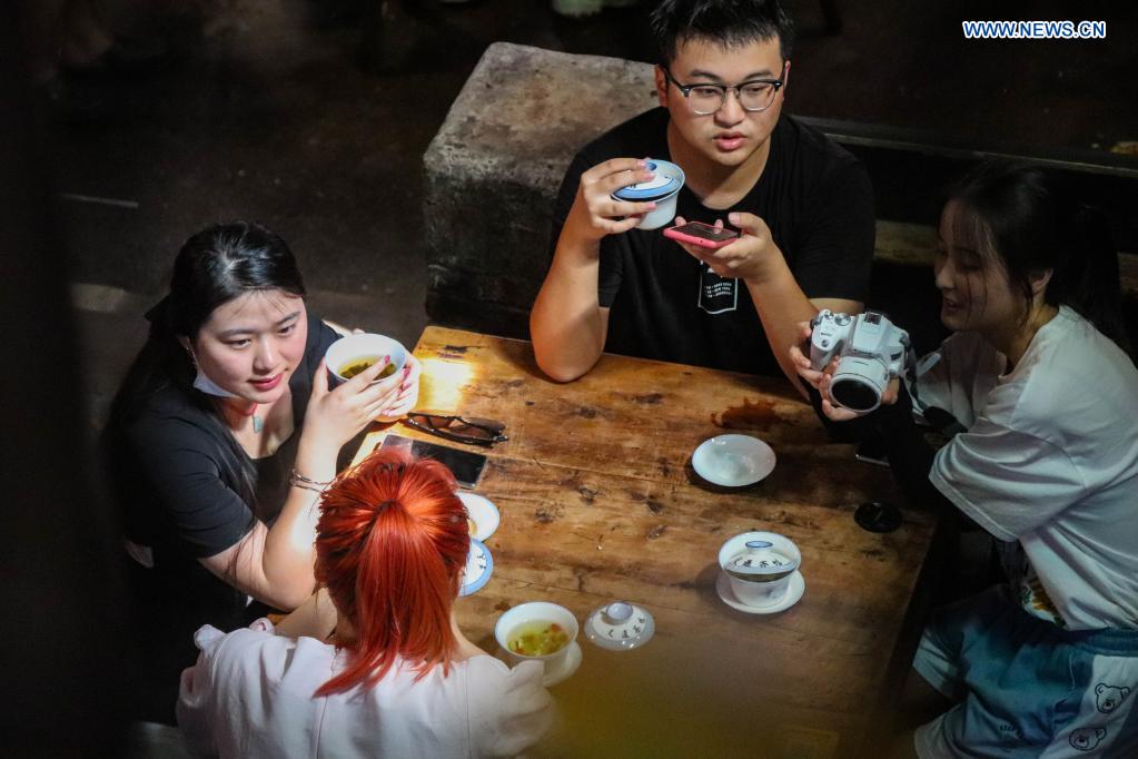 China De Faca De Chá. Conceito De Cerimônia De Chá Com Faca De Chá Chines E  Pu Erh Ou Puré Imagem de Stock - Imagem de chinês, quente: 179061935